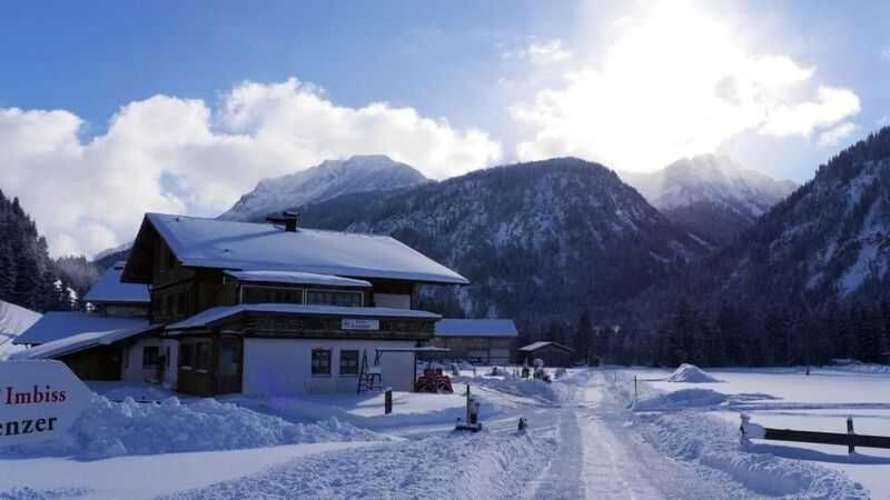 Lenzerhof Farm stay *
